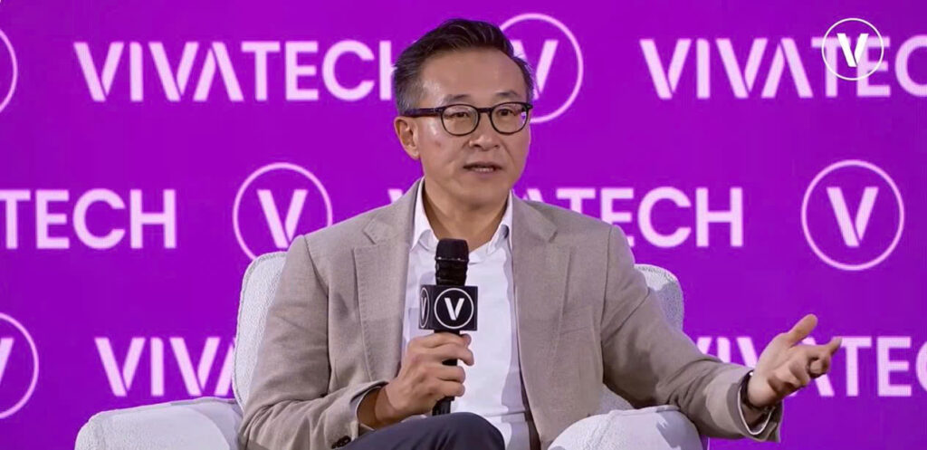 ông Joe Tsai
