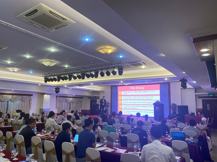 Ông Huỳnh Thái Hòa – Giám đốc TT TMĐT Phía Nam Cty OSB