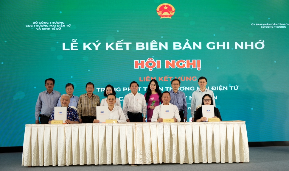 Lễ ký kết Biên bản ghi nhớ trong khuôn khổ Hội nghị